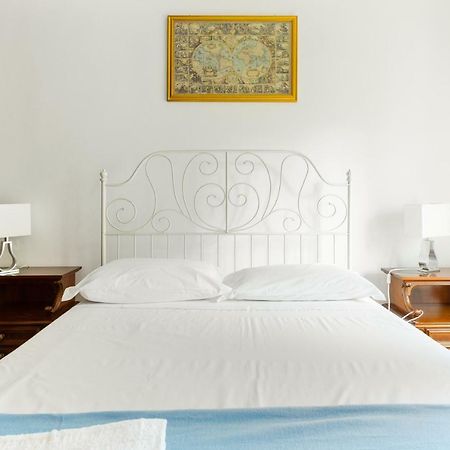 Appartement Bright Flat With Shared Garden à Milan Extérieur photo