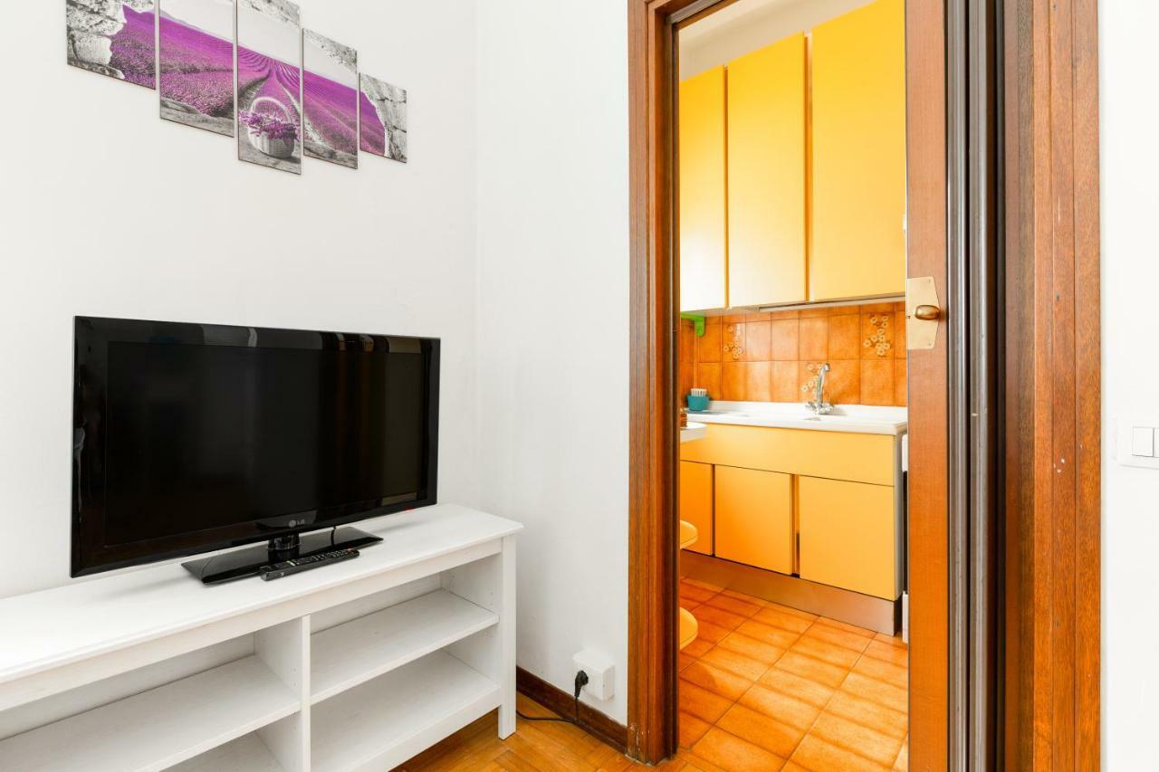 Appartement Bright Flat With Shared Garden à Milan Extérieur photo