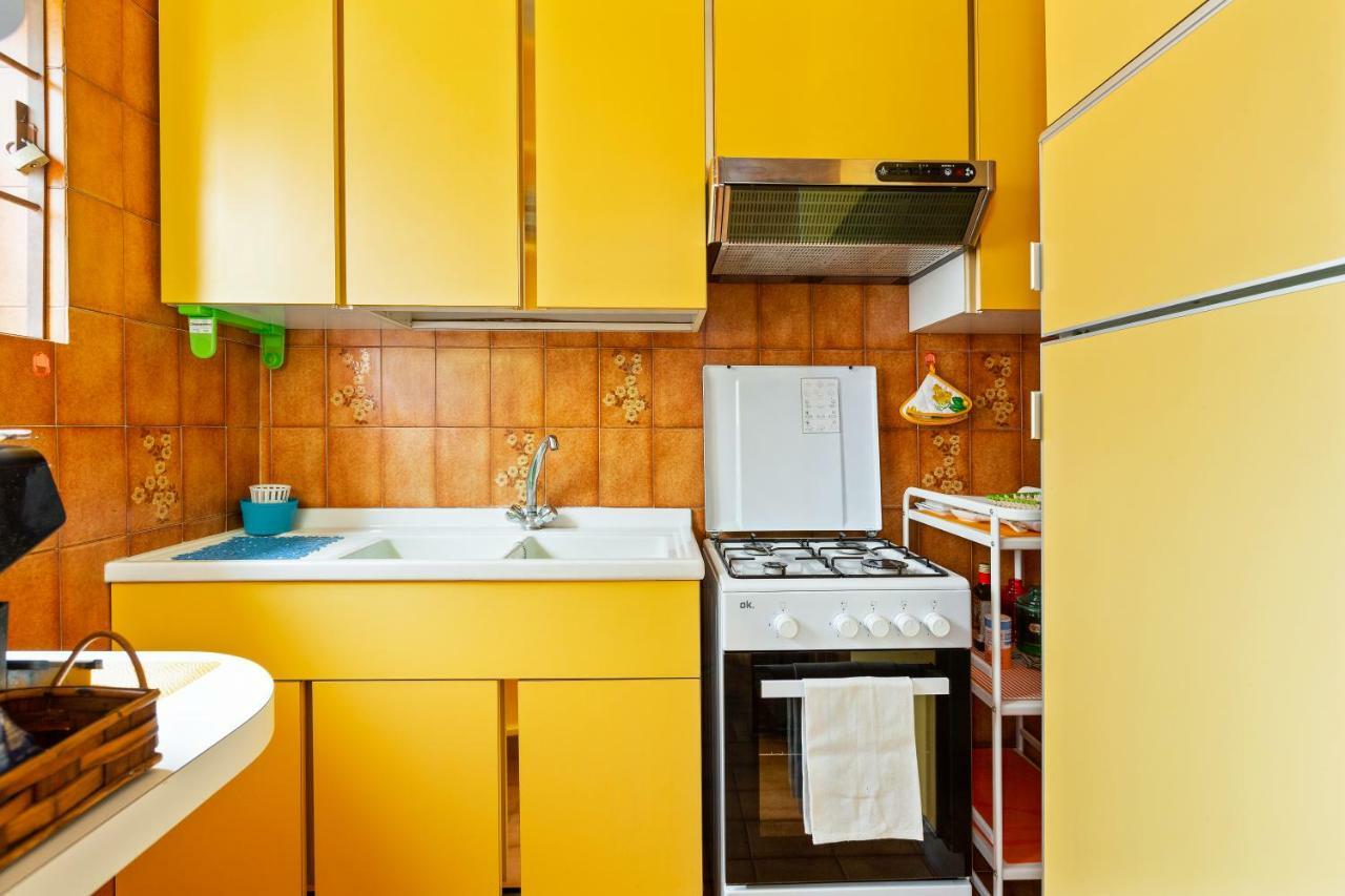 Appartement Bright Flat With Shared Garden à Milan Extérieur photo